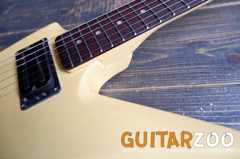 Электрогитара Aria Pro II ZZ Deluxe PW Explorer — фото 16